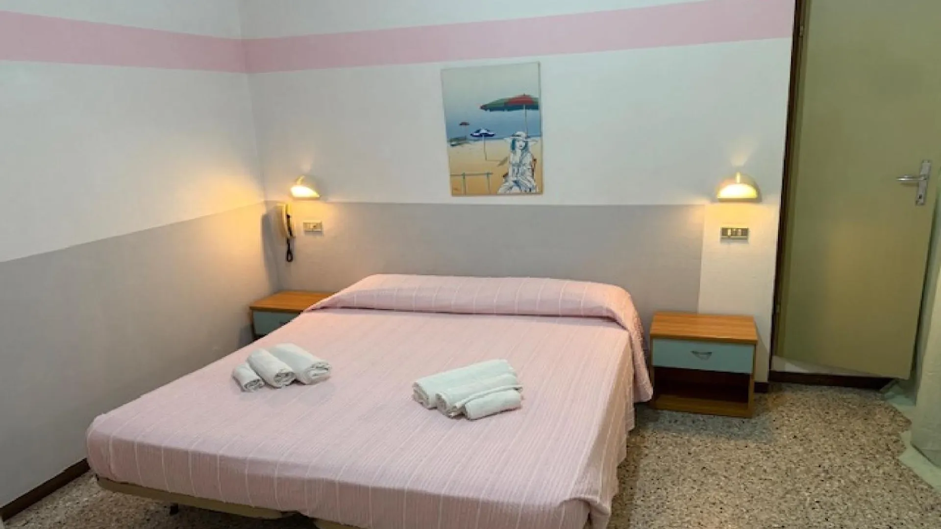Hotel Nives Rimini 3*,
