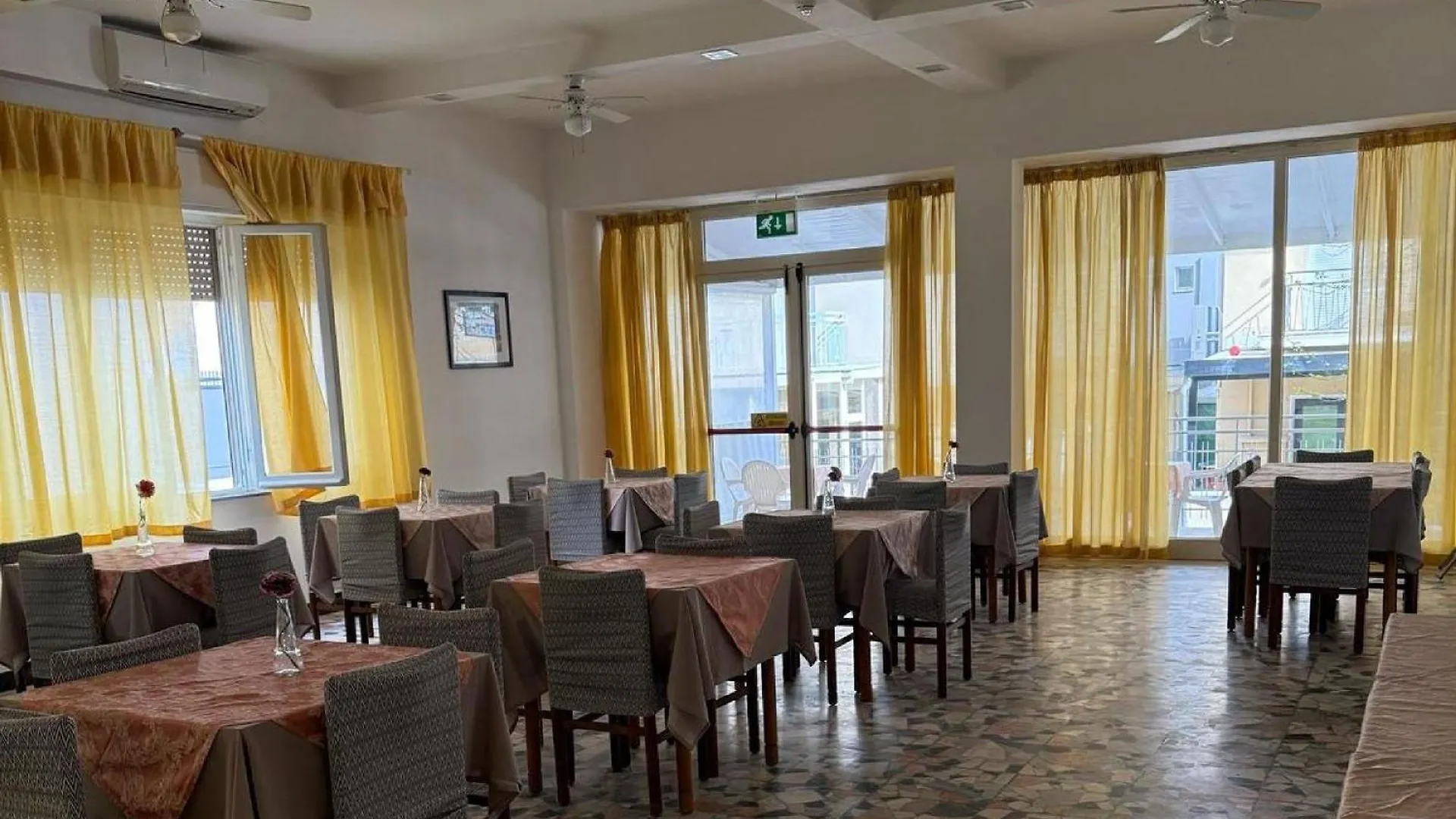 Hotel Nives Rimini
